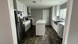 260PN28623A / Fleetwood - GA Pinnacle Kitchen 76525