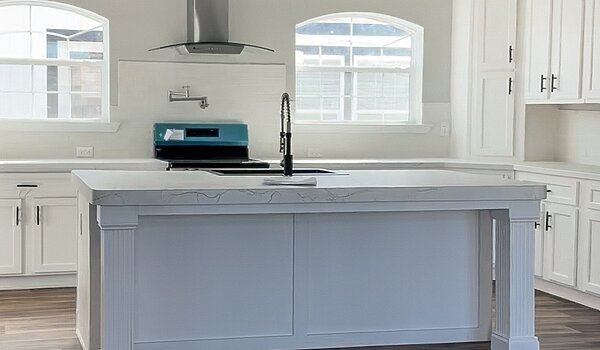 32764B / Destiny Homes Timberline Elite Kitchen 81911