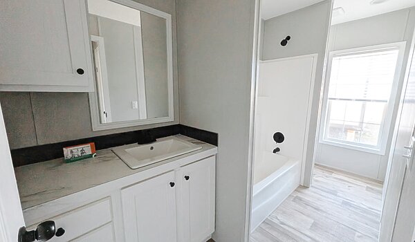 260TS28603N / The Summit Fleetwood No Category 86005