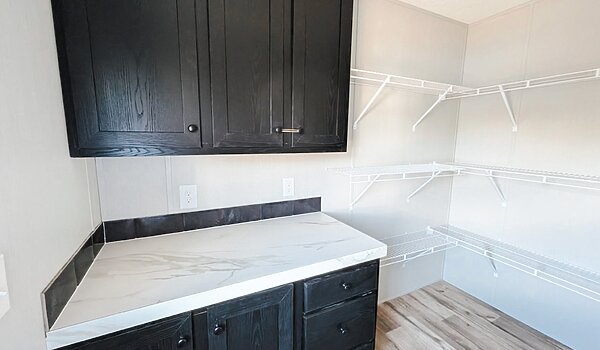 260TS28603N / The Summit Fleetwood No Category 86012