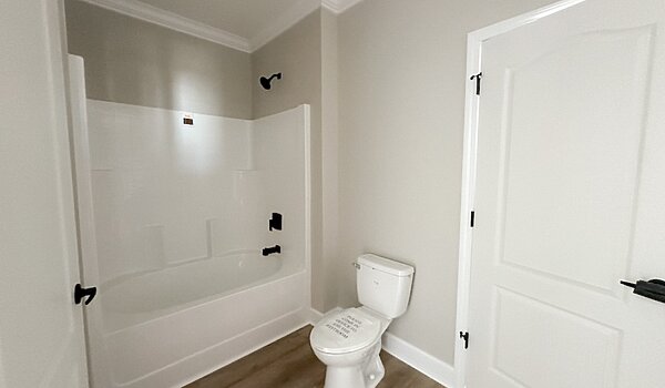 Essentials Series / The Maggie 623-84-4-32 No Category 87679