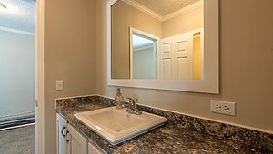 Ranger / The Country Aire Bathroom 13643