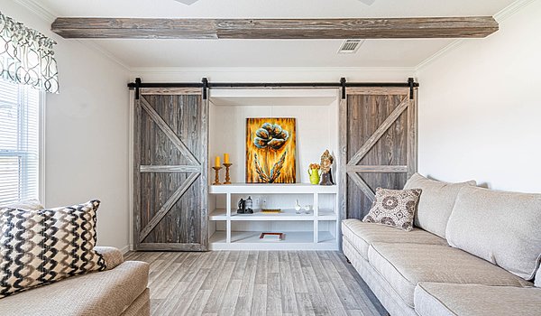 Riverview / 4603A Interior 56044