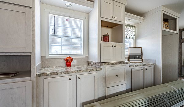 Riverview / 4603A Kitchen 56047