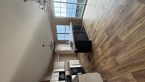 Trade / 01 Fleetwood No Category 87320