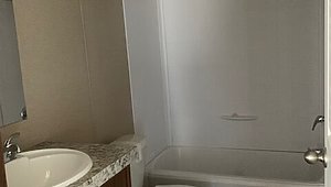 TRU Multi Section / Marveleous 3 Bathroom 38017