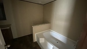 TRU Single Section / The Spectacular Bathroom 31650
