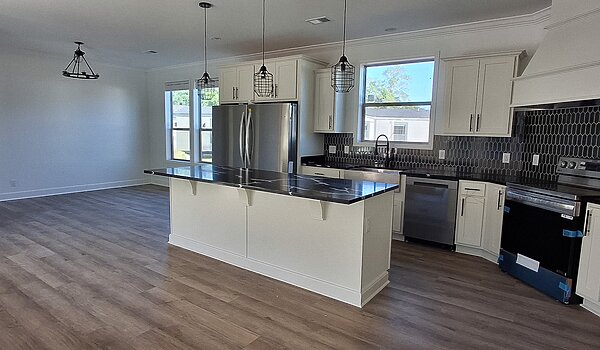 Essentials Series / The Maggie 623-84-4-32 No Category 87820