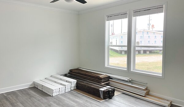 Essentials Series / The Maggie 623-84-4-32 No Category 87524