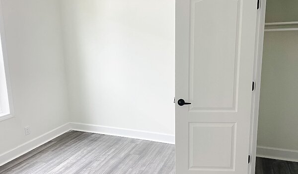 Essentials Series / The Maggie 623-84-4-32 No Category 87525