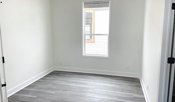 Essentials Series / The Maggie 623-84-4-32 No Category 87523