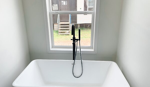 Essentials Series / The Maggie 623-84-4-32 No Category 87521