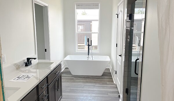 Essentials Series / The Maggie 623-84-4-32 No Category 87530