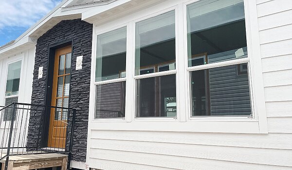 Essentials Series / The Maggie 623-84-4-32 No Category 87534