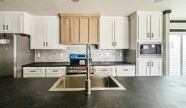290LY28603A / Destiny Homes Kitchen 81333