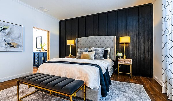 Prime / PRI3284-2010 with 9 foot Sidewalls & Hidden Pantry Bedroom 83503