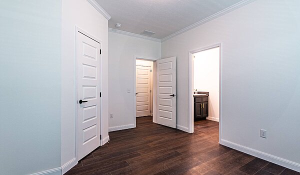 Prime / PRI3284-2010 with 9 foot Sidewalls & Hidden Pantry Bedroom 83506