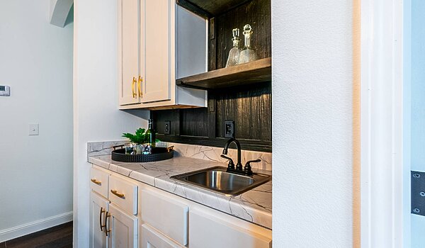 Prime / PRI3284-2010 with 9 foot Sidewalls & Hidden Pantry Utility 83516