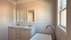 Disciple Series / The Matthew Interior 85476