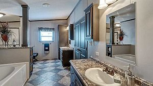 Lake Trail Estates / MLS # 14640641 Bathroom 48712