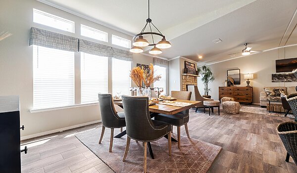 Vista Ridge / The Hacienda 320VR41604A Interior 67162