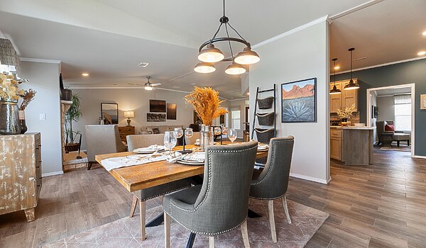 Vista Ridge / The Hacienda 320VR41604A Interior 67163