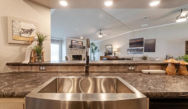 Vista Ridge / The Hacienda 320VR41604A Interior 67171