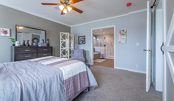 SAVE 20K Was $211,530 NOW $189,900 / ACT FAST - END OF THE YEAR CLOSEOUT! Interior 85209