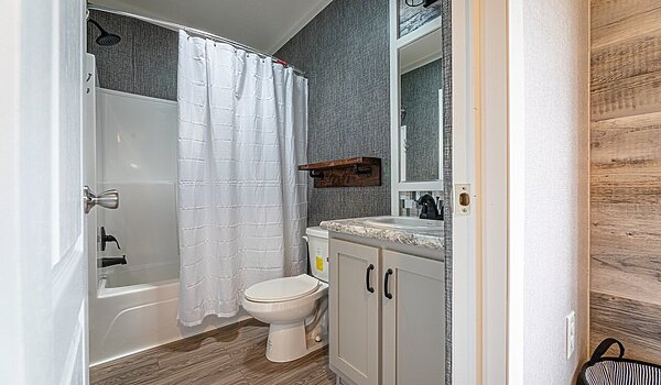 SAVE 20K Was $211,530 NOW $189,900 / ACT FAST - END OF THE YEAR CLOSEOUT! Interior 85214