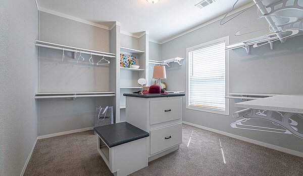 SAVE 20K Was $211,530 NOW $189,900 / ACT FAST - END OF THE YEAR CLOSEOUT! Interior 85215