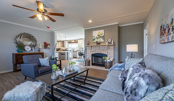 SAVE 20K Was $211,530 NOW $189,900 / ACT FAST - END OF THE YEAR CLOSEOUT! Interior 85204