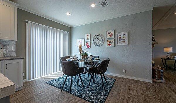 SAVE 20K Was $211,530 NOW $189,900 / ACT FAST - END OF THE YEAR CLOSEOUT! Interior 85207