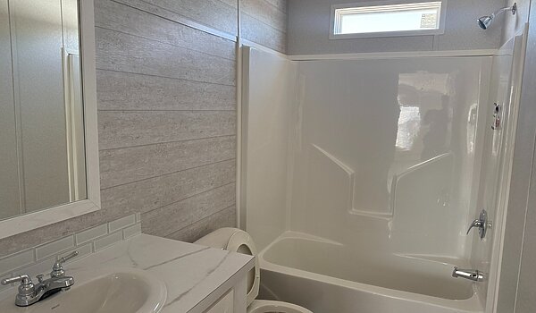 VERDE RANCH 28403N / PRICE STARTING AT $89,999 Bathroom 91801