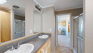 Solitaire Doublewide / DW-360 Bathroom 68714