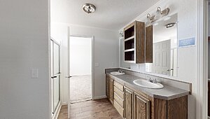 Solitaire Doublewide / DW-464 Bathroom 68731