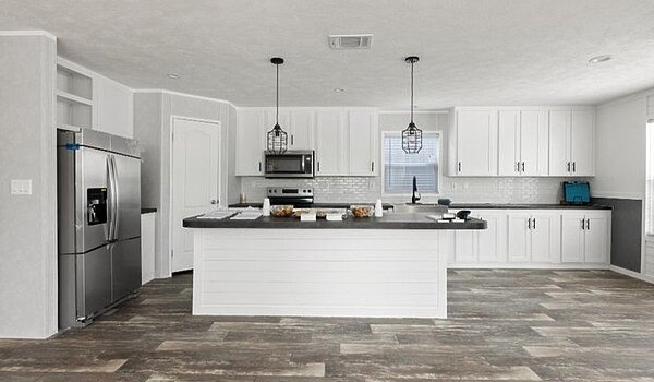 Verde Ranch / PH Verde Ranch 28523N Kitchen 91421