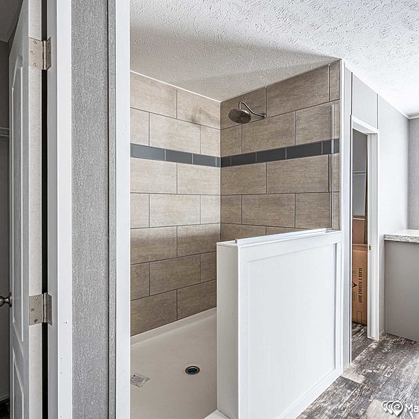 Reserve / The Reserve 76 Bathroom 25747