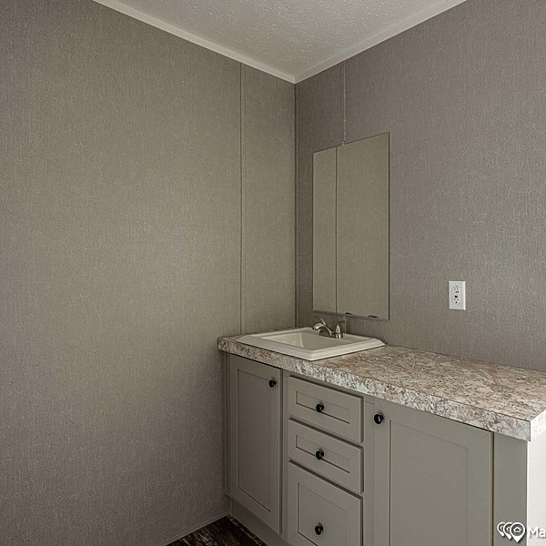 Reserve / The Reserve 76 Bathroom 25748