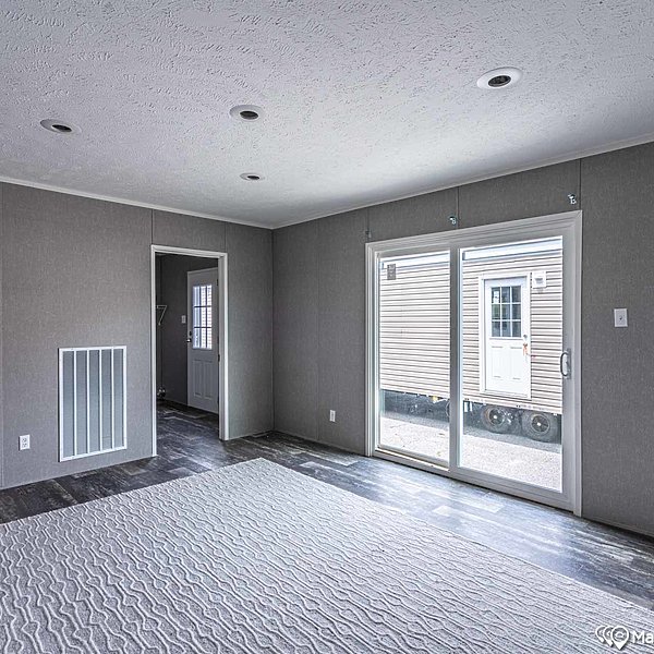 Reserve / The Reserve 76 Interior 25736