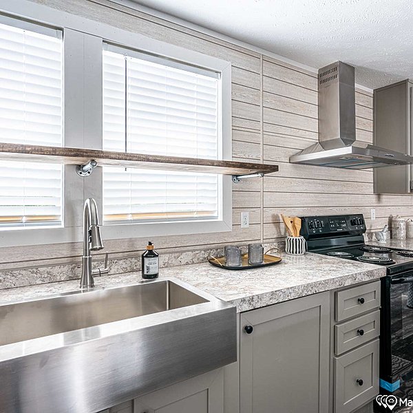 Reserve / The Reserve 76 Kitchen 25731