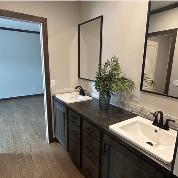 Cavalier Series / The Keep 6765CAV Interior 87750