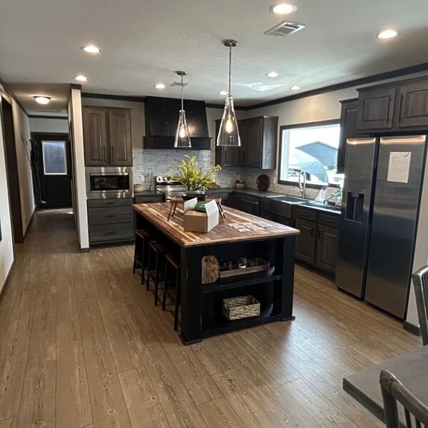 Cavalier Series / The Keep 6765CAV Interior 87738