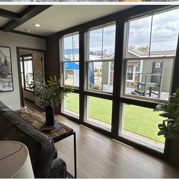 Cavalier Series / The Keep 6765CAV Interior 87742