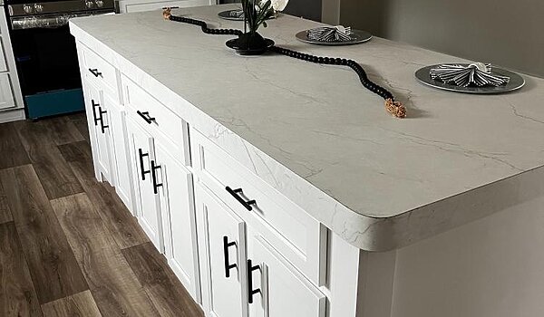 Lifestyle / Gulf 32663A Interior 85220