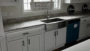 Lifestyle / Gulf 32663A Interior 85221