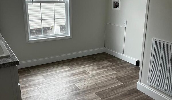 Lifestyle / Gulf 32663A Interior 85222