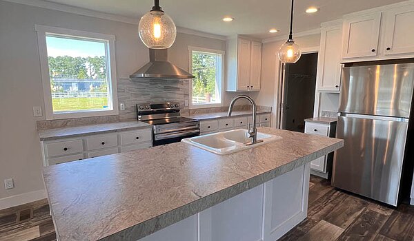 880 Yaupon Ct SW, Calabash, NC 28467 / Ranger The Classic 56D Kitchen 83027