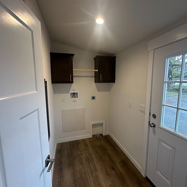 Hillcrest Double Wides / G827 Interior 85794