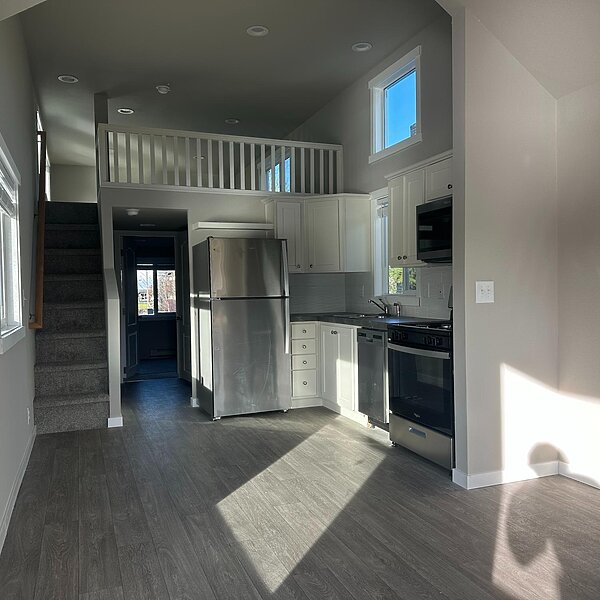 Cascadia Value / Special Edition 12351X Interior 85767