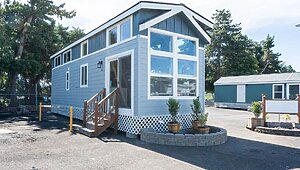 Cascadia Value / Special Edition 12351X Exterior 85124